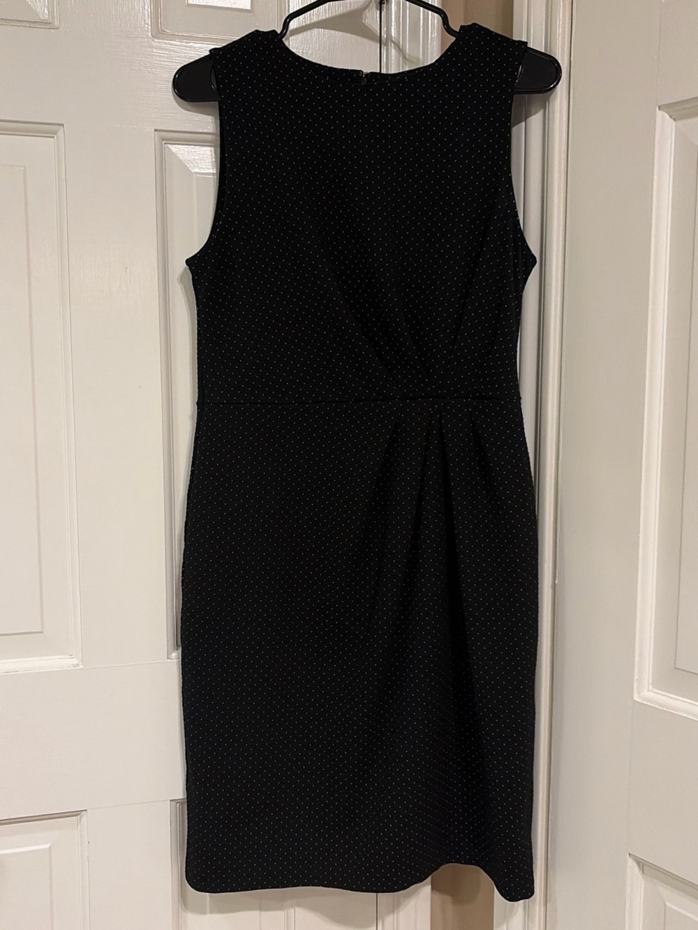 Banana Republic Black Polka Dot Sleeveless Dress Women’s Size 8